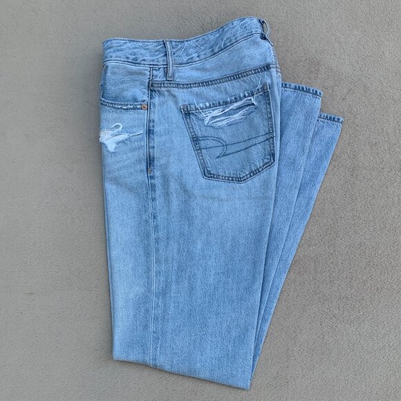 American Eagle Outfitters Tomgirl Straight Leg Hidden Button-Up Fly Jeans - Picture 6 of 15